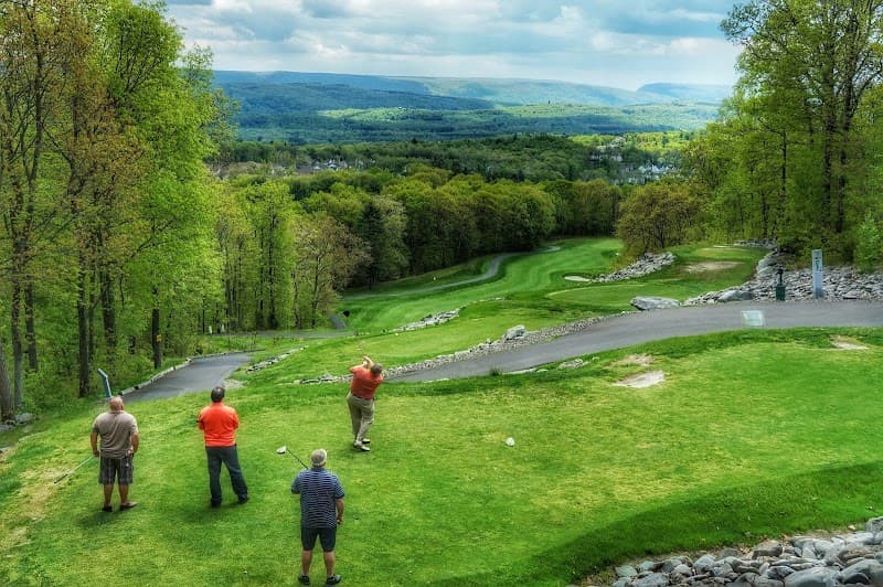 The Poconos Club
