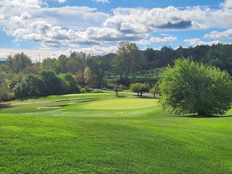Orchard Creek Golf Club