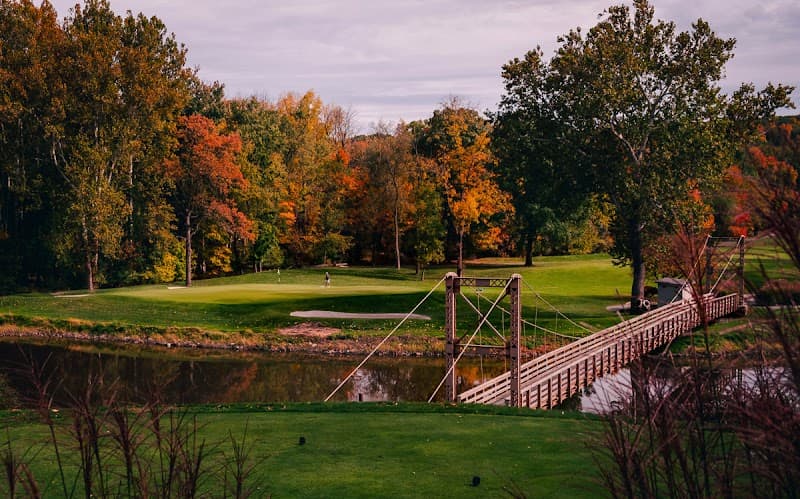 West Hills Country Club