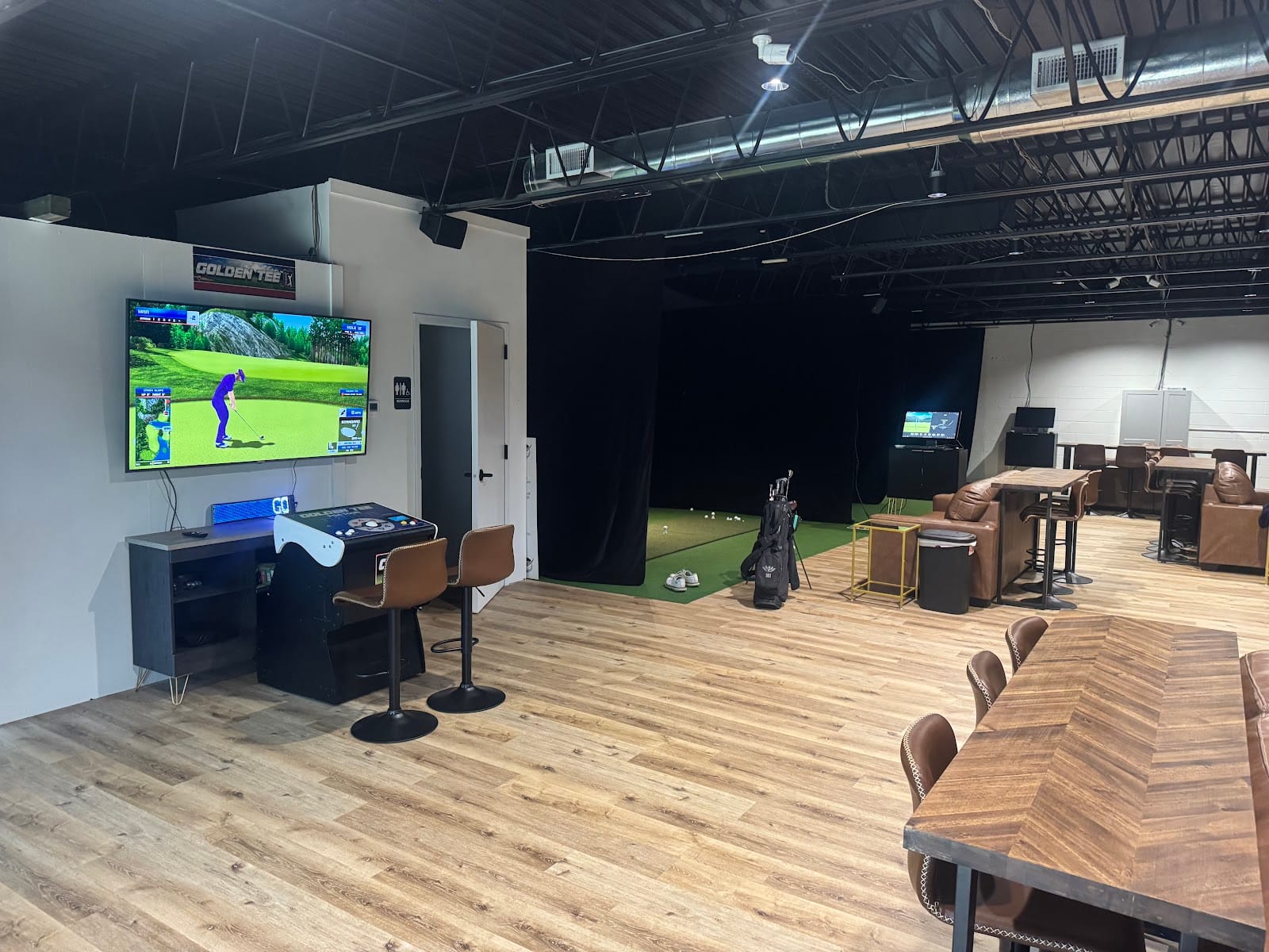 The Golfers Lounge Columbia