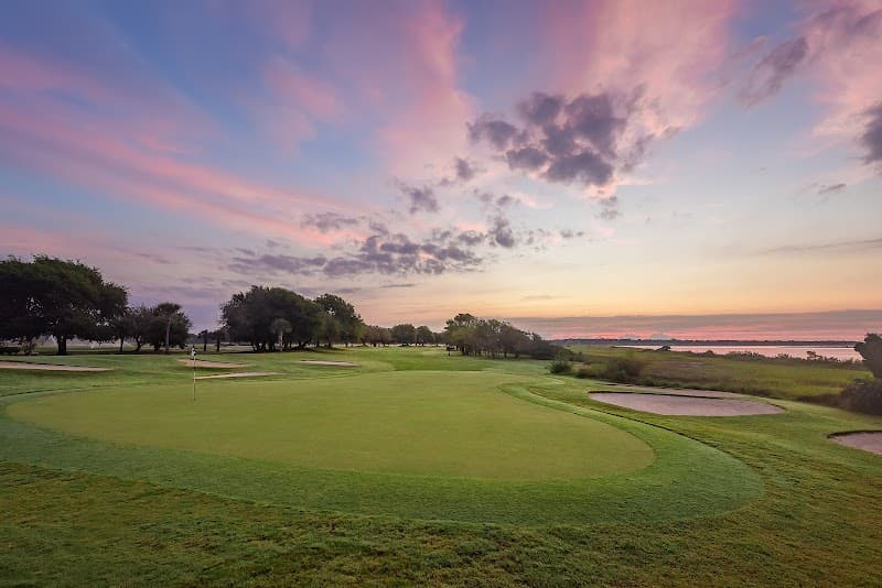 Patriots Point Links - hero image