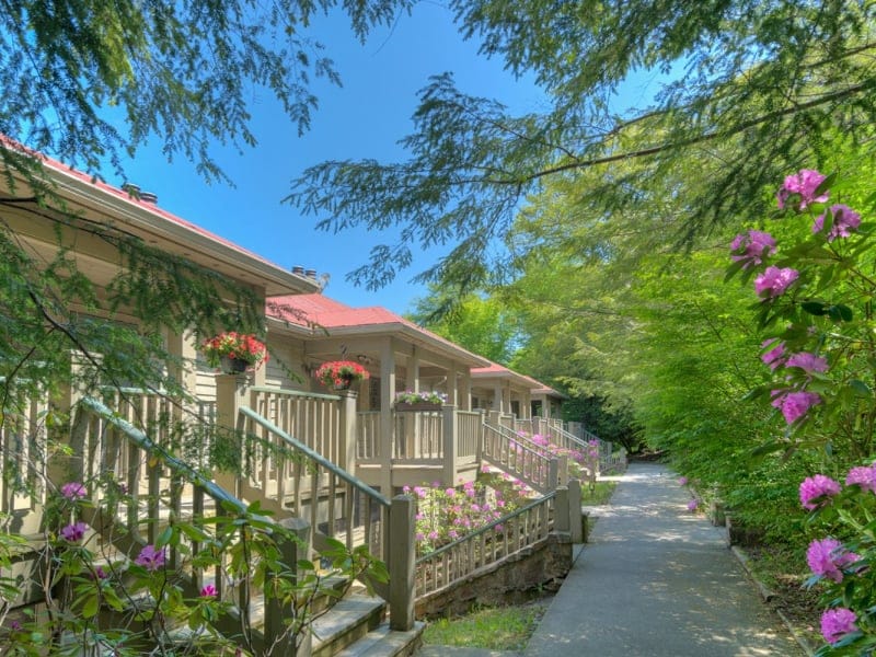 Mountain Lake Lodge