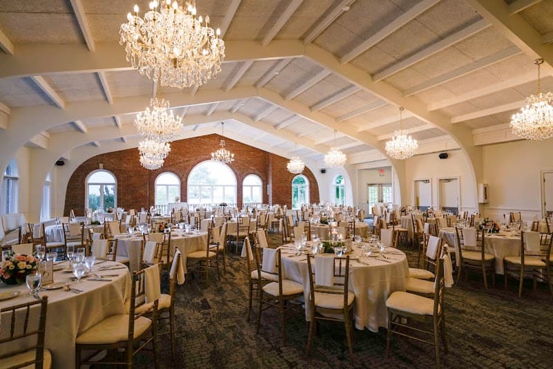 Cloverbank Country Club