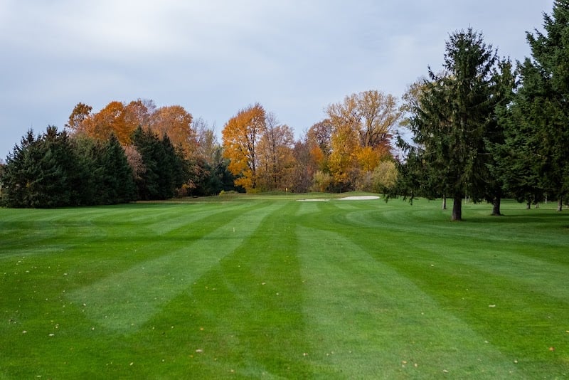 Dutton Meadows Golf Club