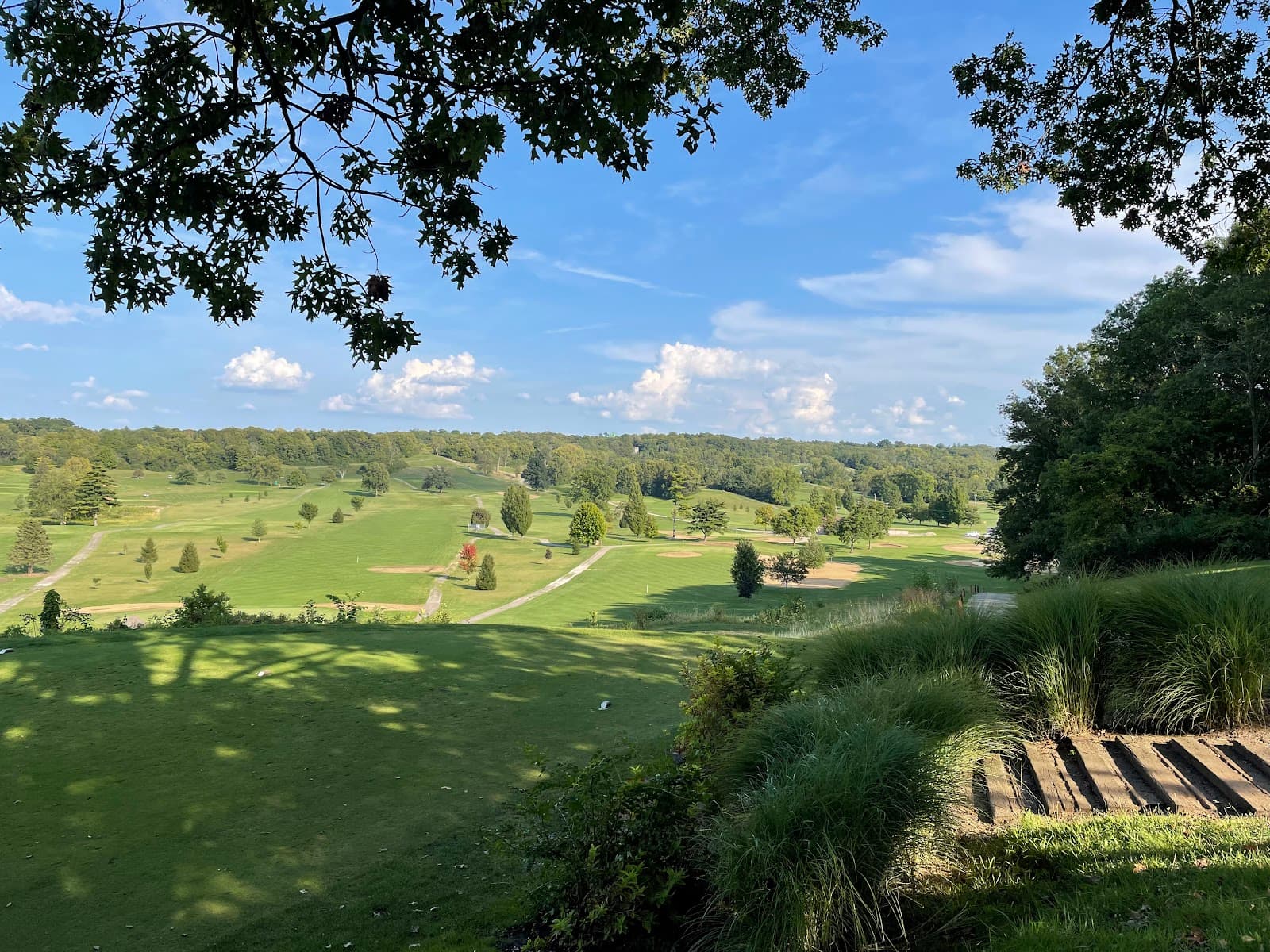 Community Golf Course - Official facility view