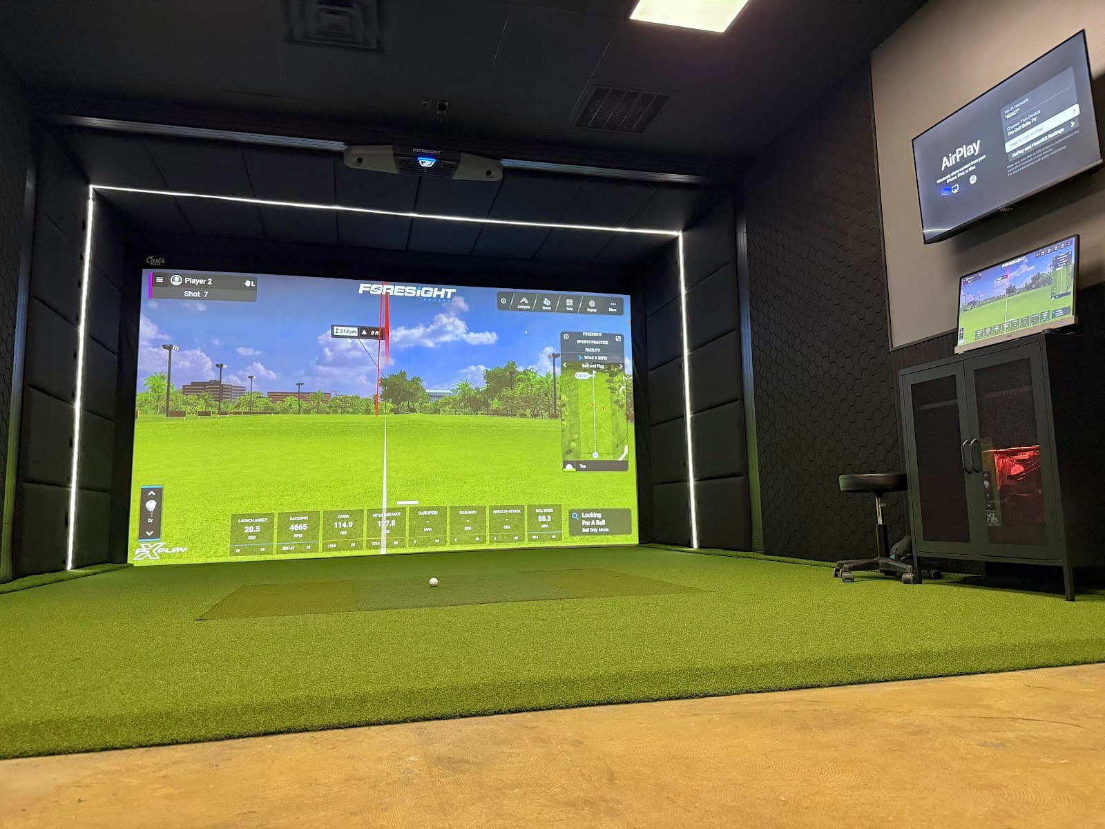 The Golf Suite - premium view