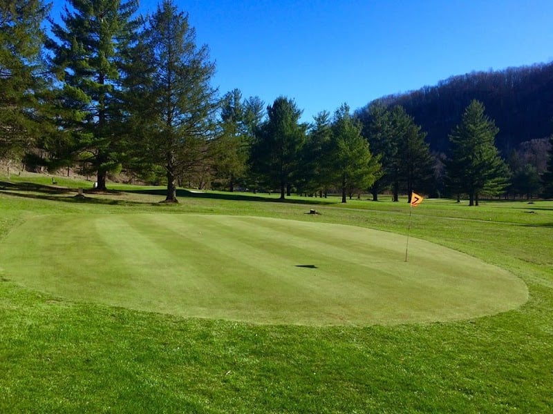 Willow Wood Country Club